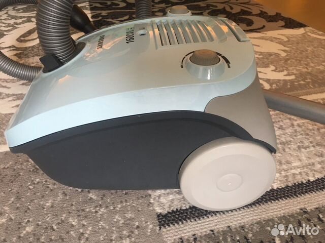 Пылесос Samsung 1600W Пылесос Samsung 1600W