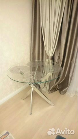 Стол круглый стеклянный