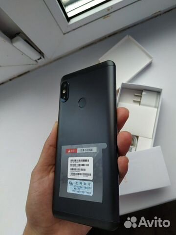 Телефон Xiaomi Redmi Note 5 Телефон Xiaomi Redmi Note 5