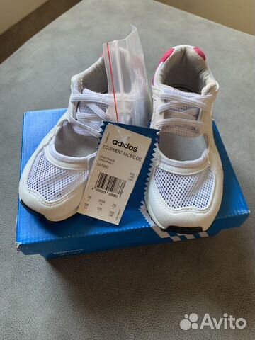 Кроссовки Adidas новые