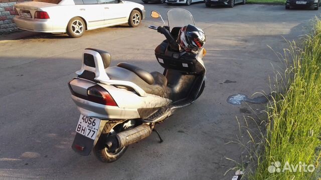 Suzuki burgman SkyWave 400