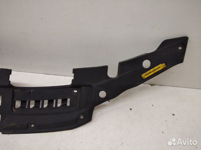 Накладка замка капота передняя верхняя Lexus Es 6