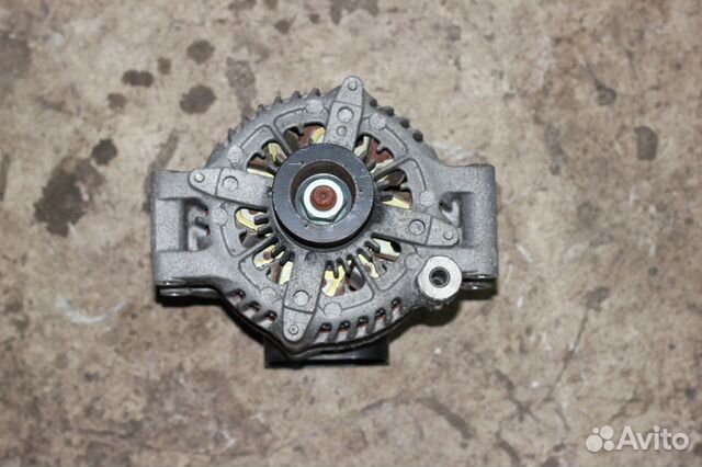 Генератор BMW 5 F07/F10/F11 рест. 2014 7606628