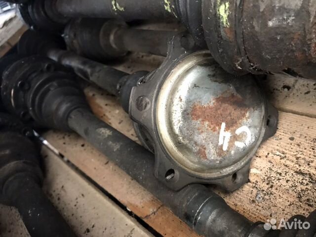Полуось на Audi 100 45 кузов с4