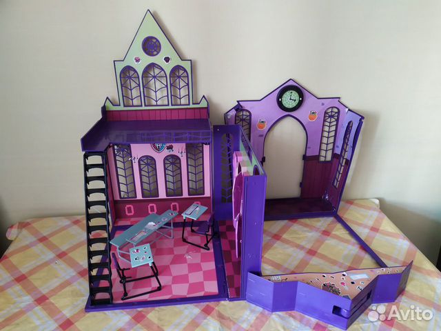 Мебель для кукол Монстер Хай