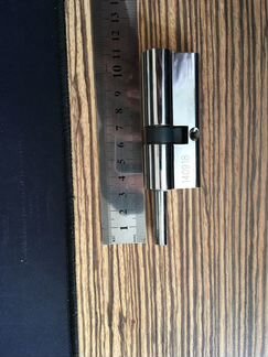 Личинка замка avers под ручку