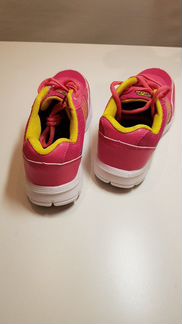 Новые женские кроссовки, размер 37