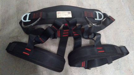 Страховочная система, обвязка, беседка