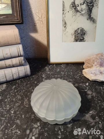 Шкатулка-пудренница