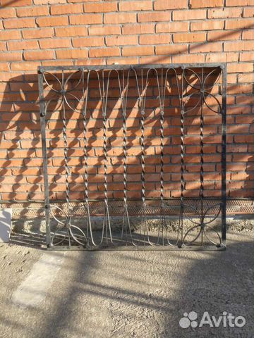 Металлические решетки на окна бу