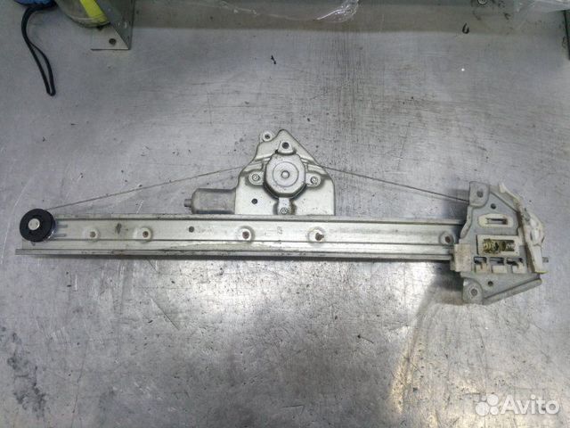 Стеклоподъемник задний правый Suzuki Grand Vitara