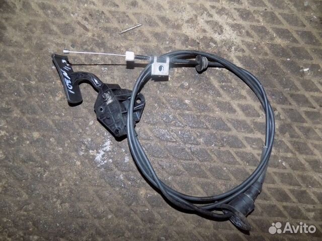 Трос открывания капота C4 II 2011