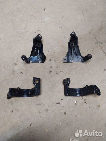 Кронштейны радиатора Honda CR-V 3