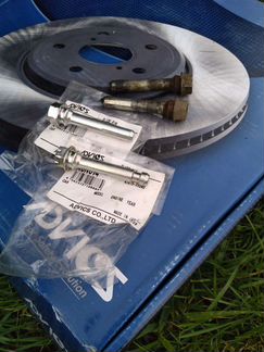 Тормозной диск Тойота Camry, RAV4, Lexus