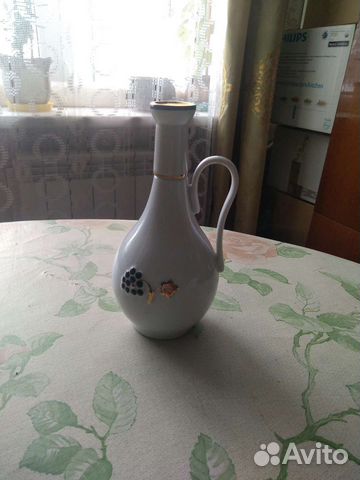 Фарфоровый штоф