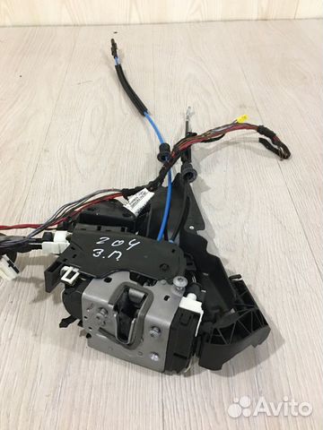 Замок двери задний правый Mercedes Benz C200 W204