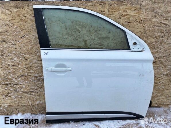 Mitsubishi Outlander 3 дверь передняя правая