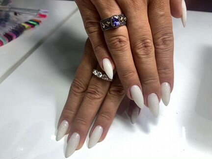 Маникюр, педикюр