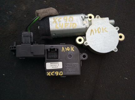 Моторчик люка 10002328B00 Volvo