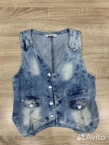 Джинсовая безрукавка