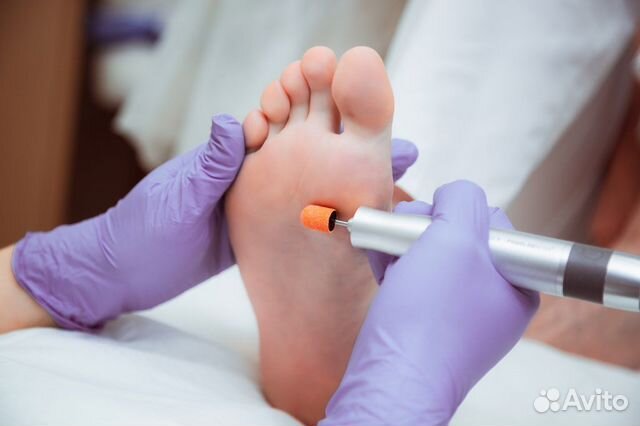 Педикюр любой сложности /ламинирование ресниц