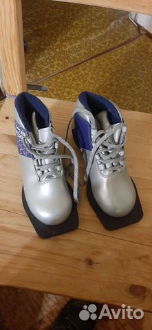 Лыжные ботинки quechua классические 31р