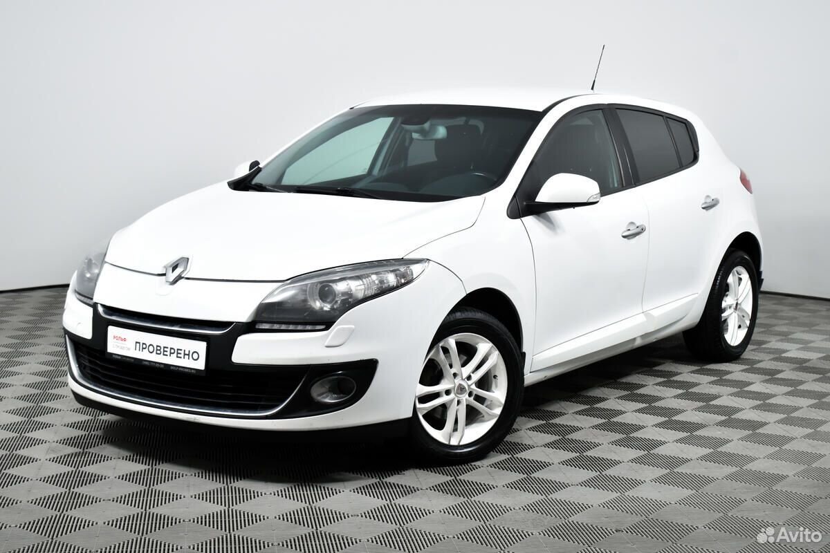 Рено клио 2010. Рено логан 82 л. Рено меган 3 серый. Renault megane 3 2012. Рено хэтчбек 2022.