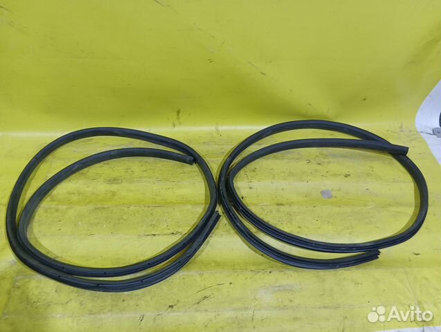 Уплотнитель проема двери ford fiesta (2008) Форд