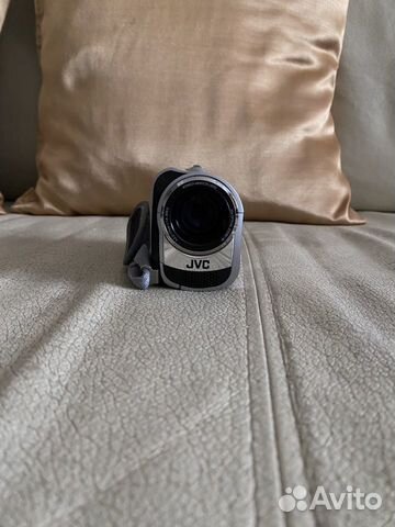 Видеокамера JVC Everio GZ-MG330HER