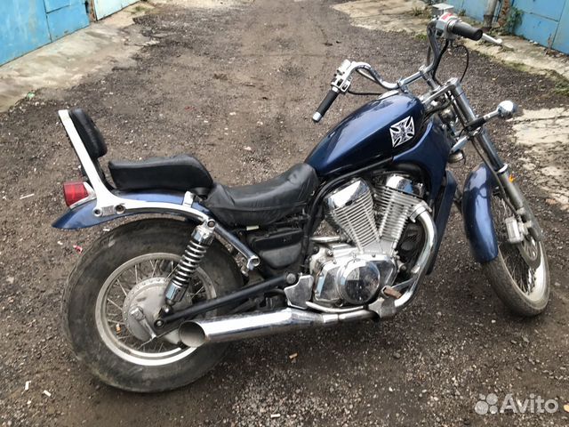 Suzuki intruder vs400