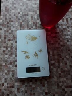 Весы кухонные Scarlett