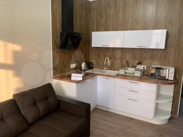 2-к. квартира, 42 м², 2/4 эт.