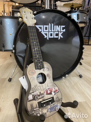 Укулеле с машинкой