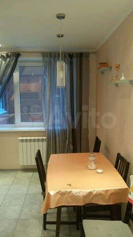 2-к. квартира, 70 м², 5/17 эт.