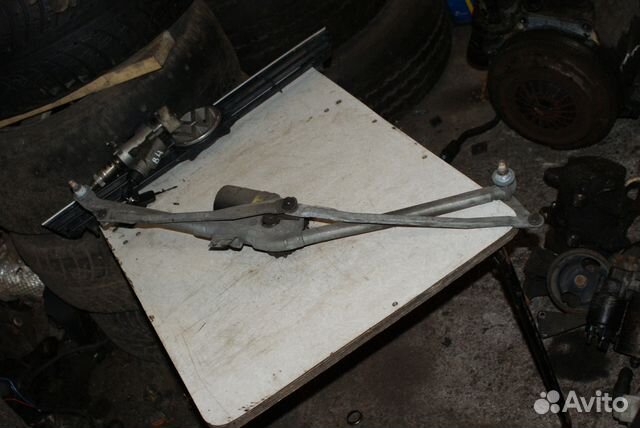 Трапеция дворников Volkswagen Passat B4