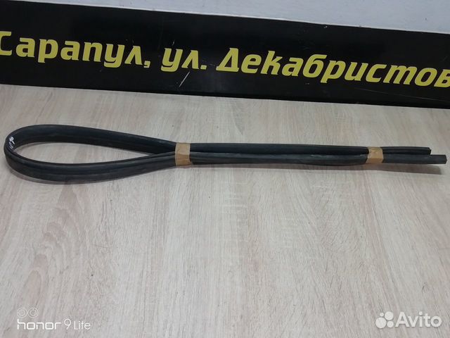 Уплотнитель капота Renaulт Lоgan 1