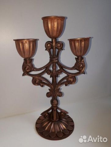 Подсвечник на три свечи