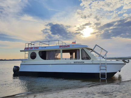 Яхта-катамаран