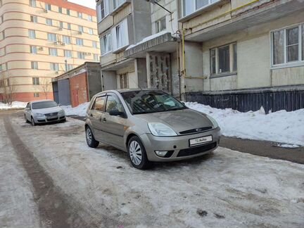 Ford Fiesta 1.4 МТ, 2004, 214 500 км