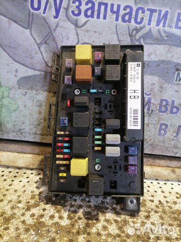 Блок предохранителей Opel Astra H