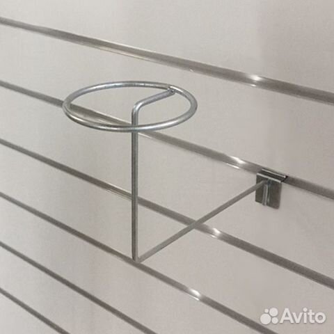 Подставка/держатель для шляп на экономпанель F118