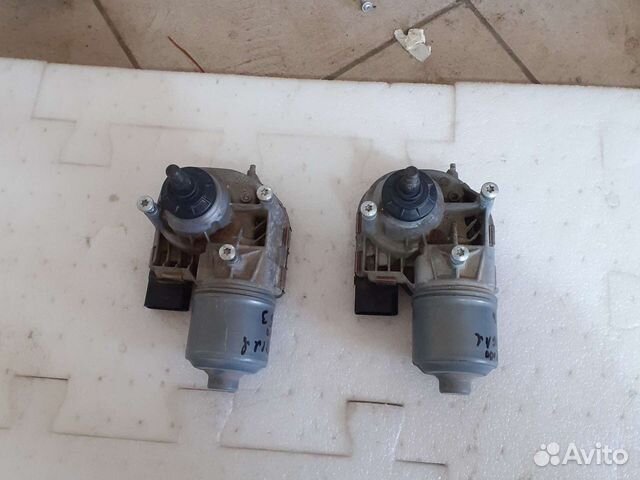 Маторчик стеклоочистителя левая правая Focus 3