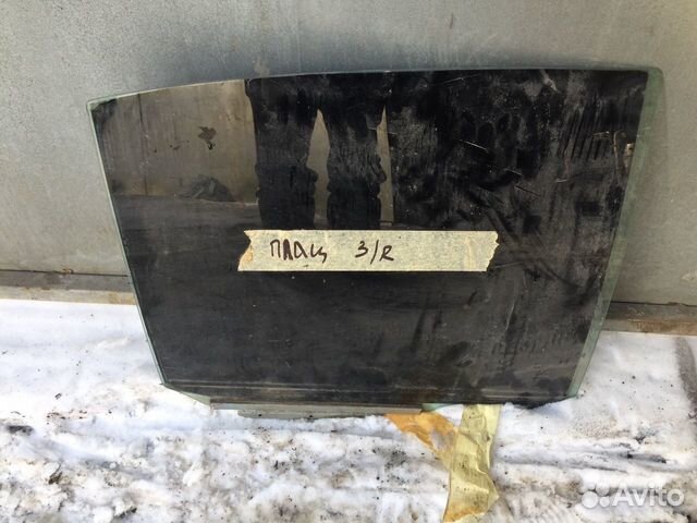 Стекло задние правое Toyota Platz