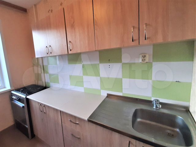 2-к. квартира, 52 м², 5/10 эт.