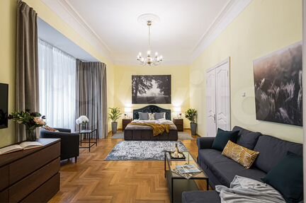 5-к. квартира, 140 м², 2/8 эт.