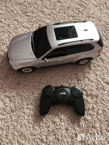 Машина BMW X5 радио