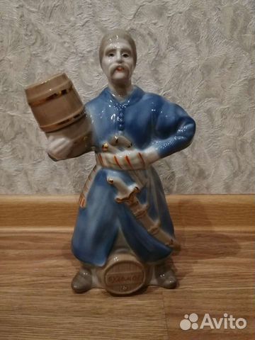 Статуэтка штоф