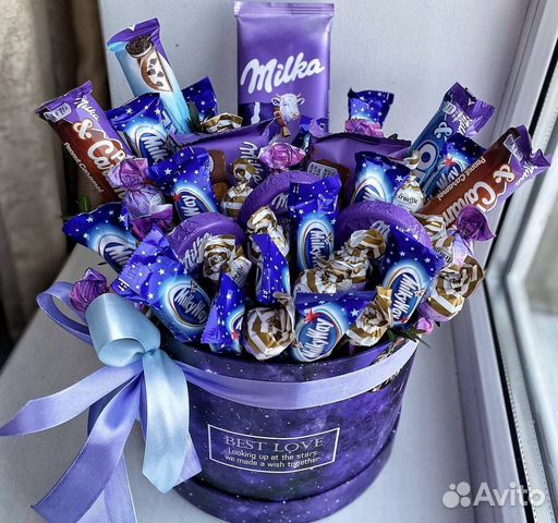 Сладкий подарок, букет из киндеров / детский букет