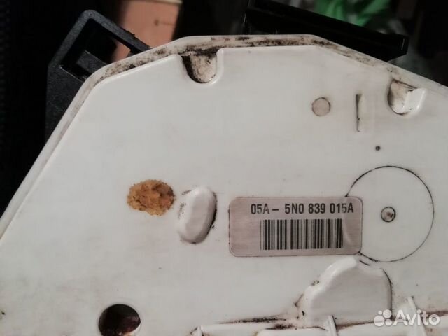 Замок двери задний левый для автомашины Volkswagen