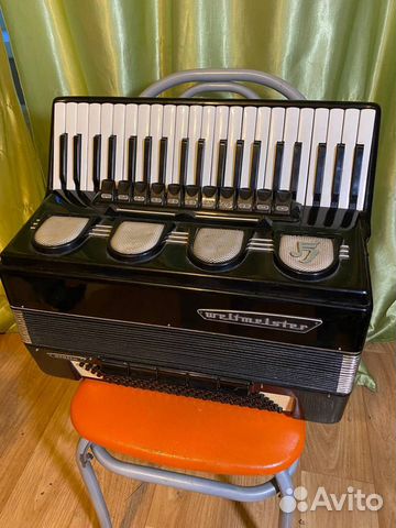 Аккордеон Weltmeister Stella 4/4 полный
